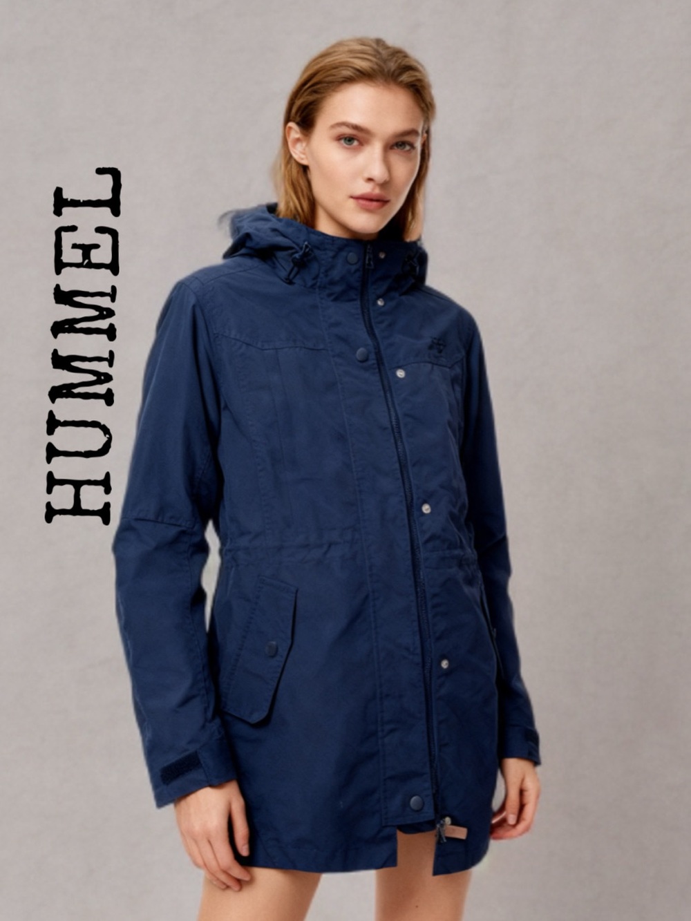 HUMMEL
dark navy lightweight hooded parka jacket